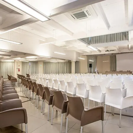 Garden Toscana Resort 4* Сан-Винченцо