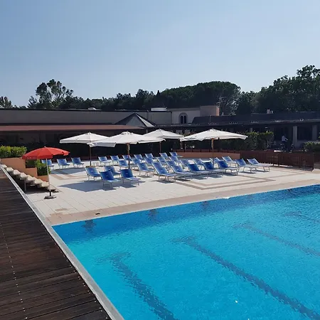 Отель Garden Toscana Resort 4*