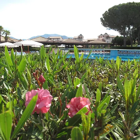 Garden Toscana Resort 4*